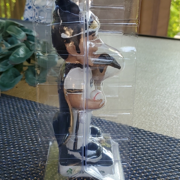 🛍Matt Garza #22 Milwaukee Brewers The Count Gnome - Picture 9 of 9